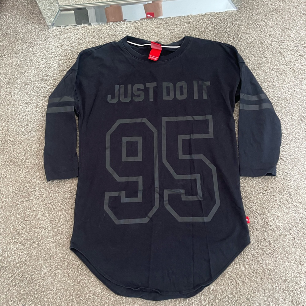 Nike Black Long Sleeve Tee